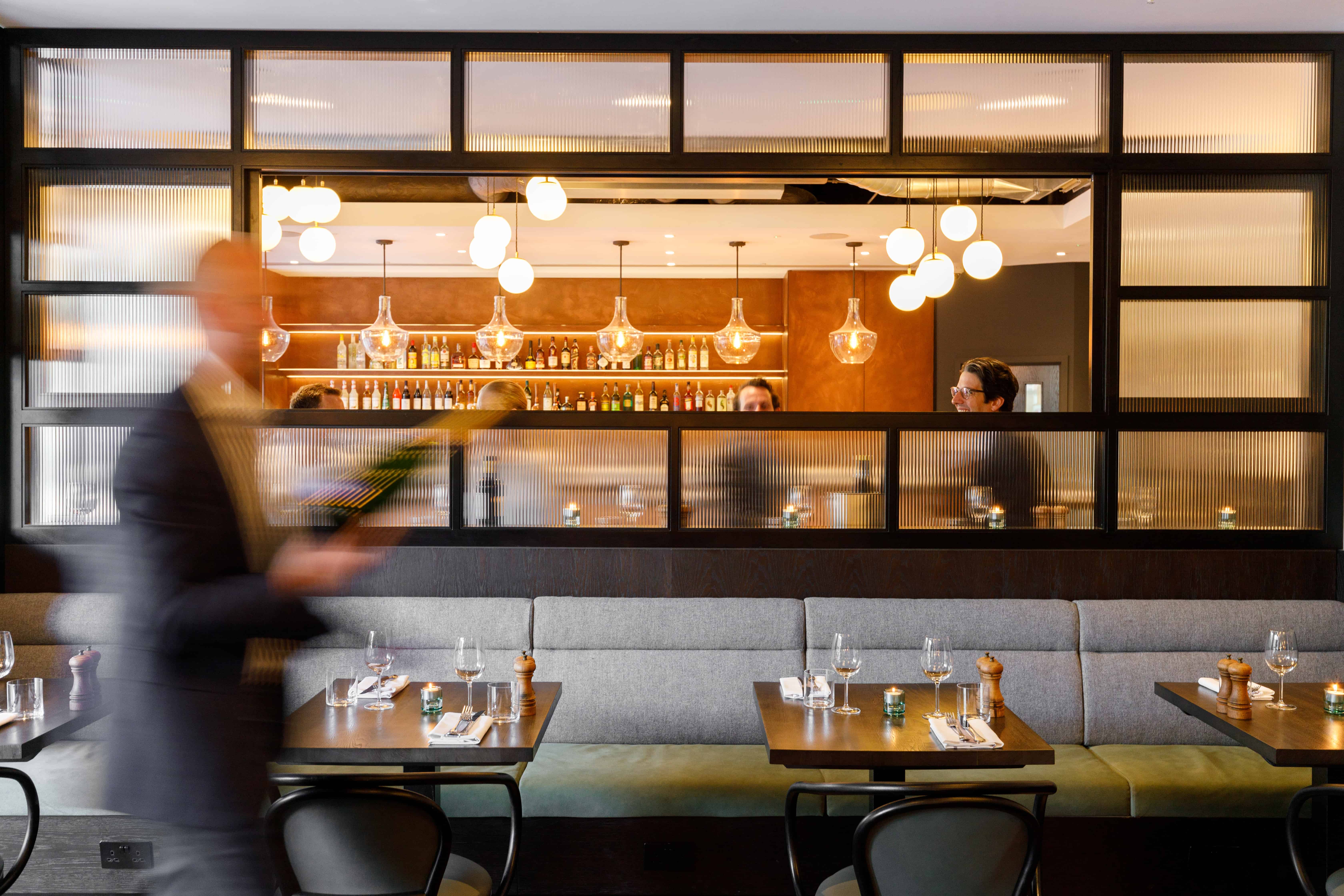 Kitchen pass and service